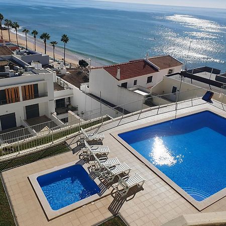 Magnifique Duplex Avec Piscine En Bord De Mer Daire Olhos de Agua  Dış mekan fotoğraf