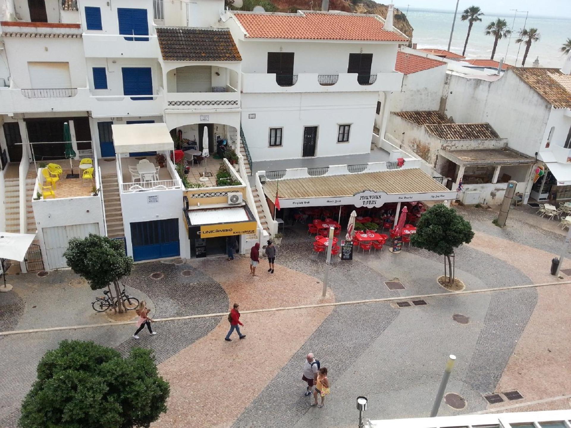 Magnifique Duplex Avec Piscine En Bord De Mer Daire Olhos de Agua  Dış mekan fotoğraf